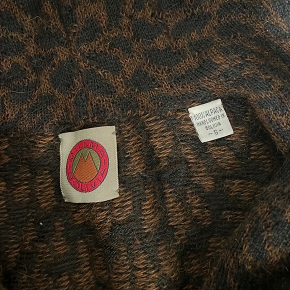Millma Bolivia Alpaca Sweater/Jacket - Picture 2 of 3